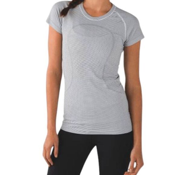 LULULEMON ATHLETICA Swiftly Tech Short Sleeve Crew Size 4 - Picture 1 of 5